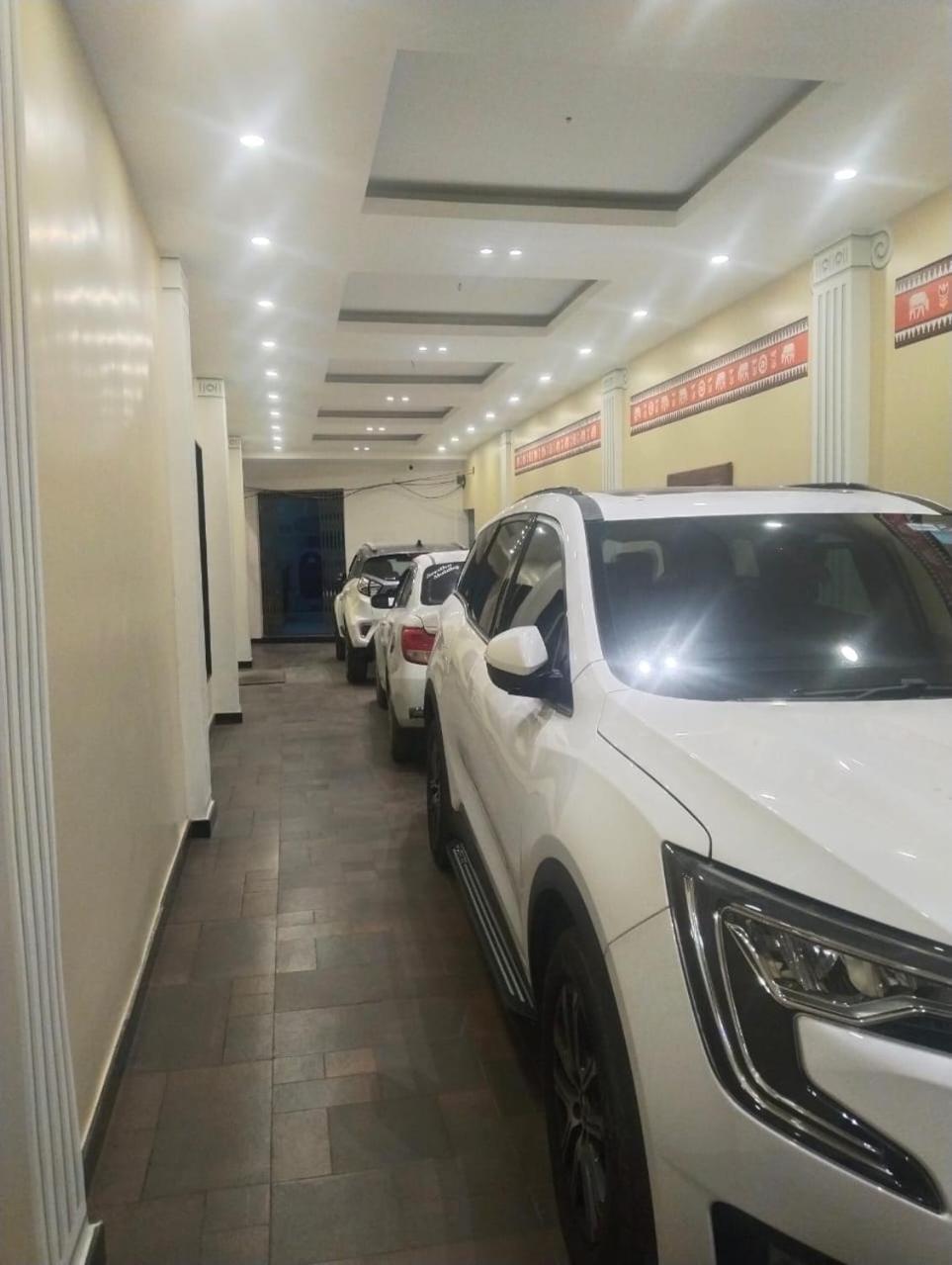 Hotel Dolly Siliguri Bagian luar foto